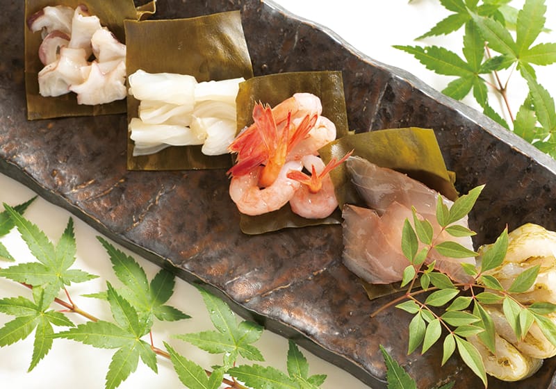 真上から撮影した昆布〆の画像